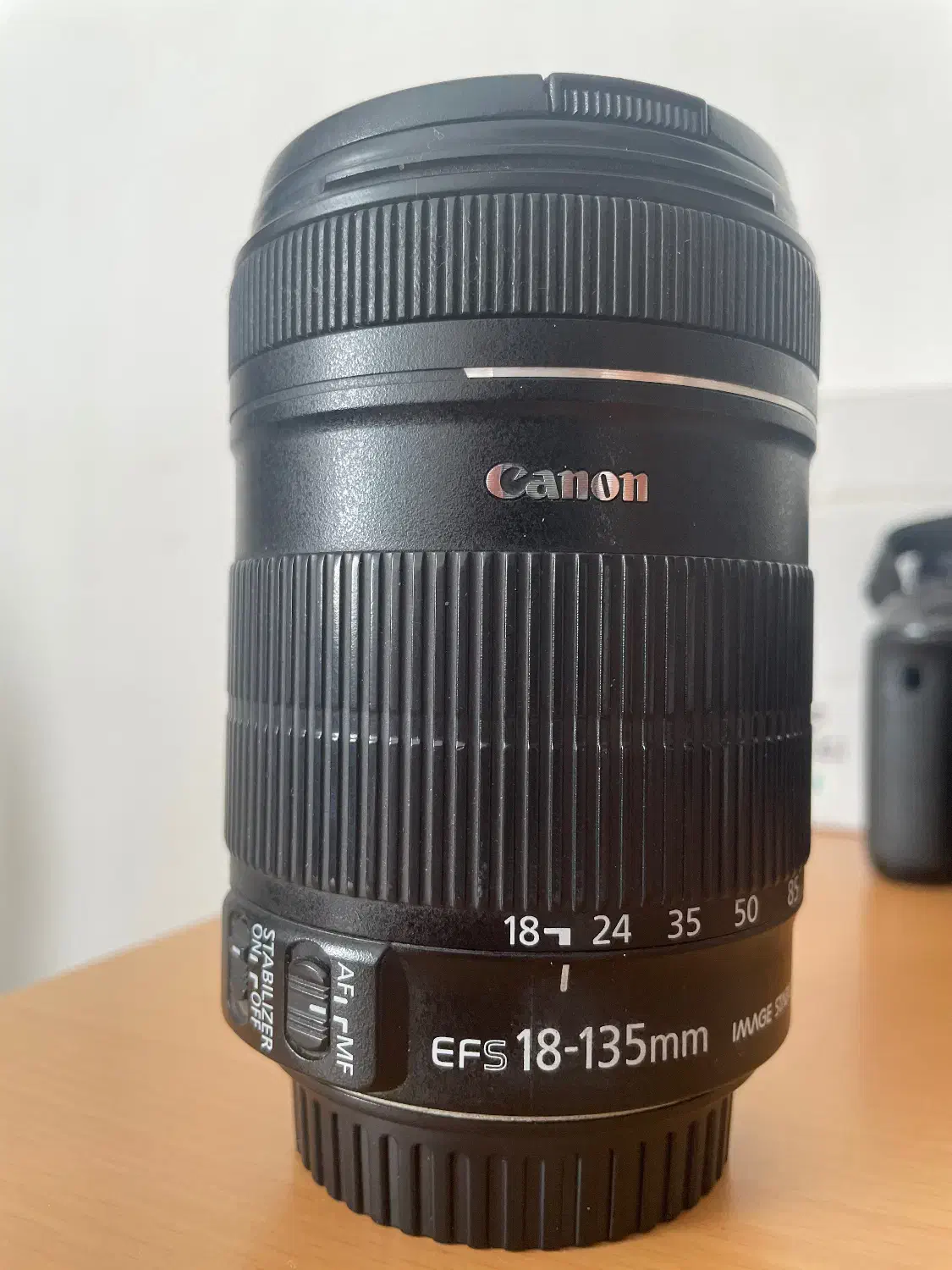 لنز ۱۳۵-۱۸ کانن Is|دوربین عکاسی و فیلم‌برداری|تالش, هشتپر|دیوار