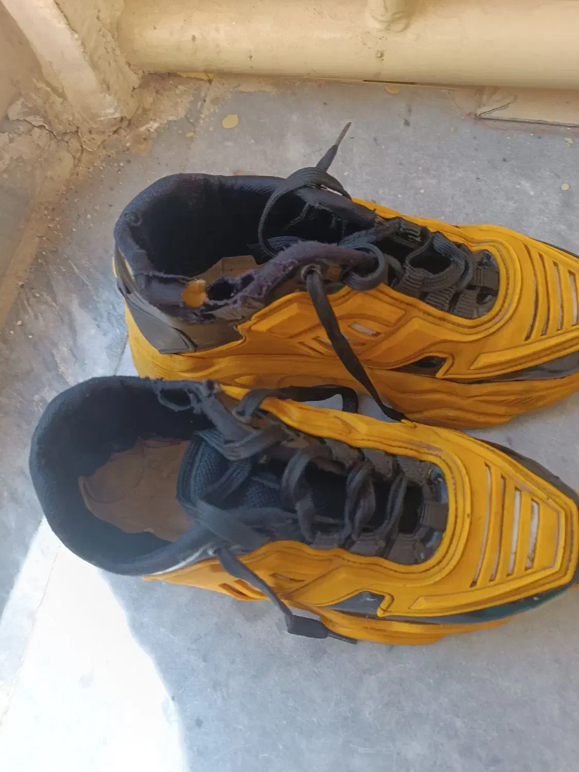 کفش اسپرت سایز36و37|کیف، کفش، کمربند|خمینیشهر, |دیوار