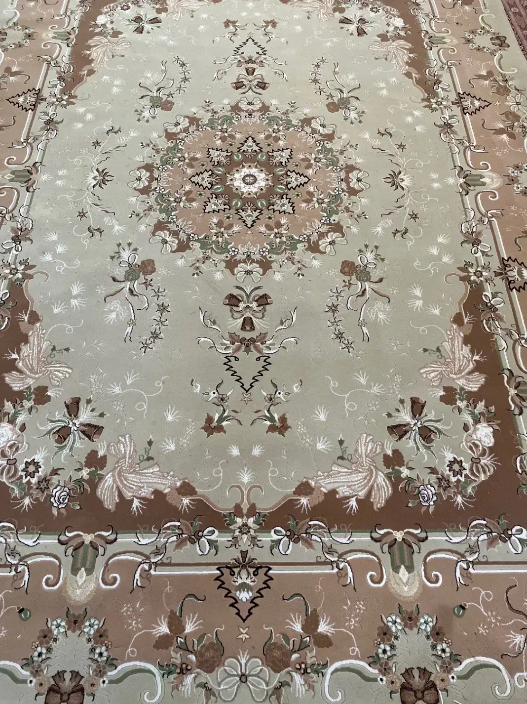 فرش ۱۲ متری زمرد مشهد|فرش|تنکابن, |دیوار