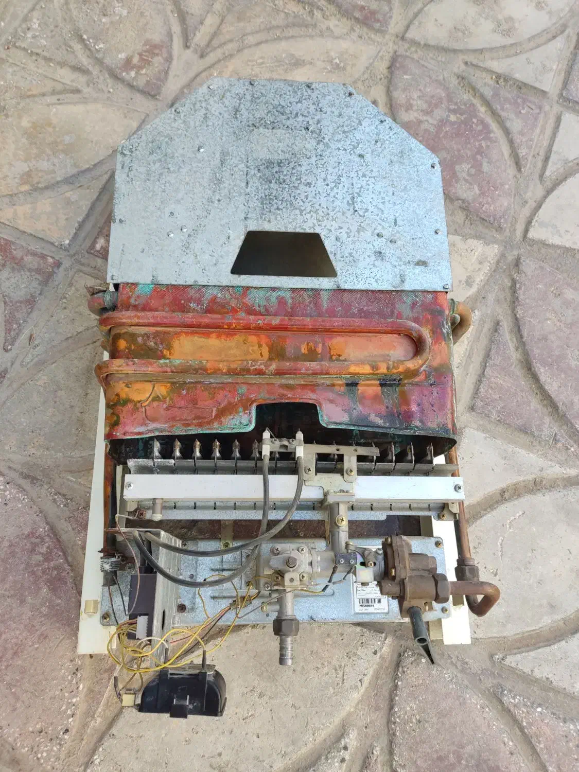 آبگرمکن بوتان 3118|آبگرمکن، پکیج، شوفاژ|مینودشت, |دیوار