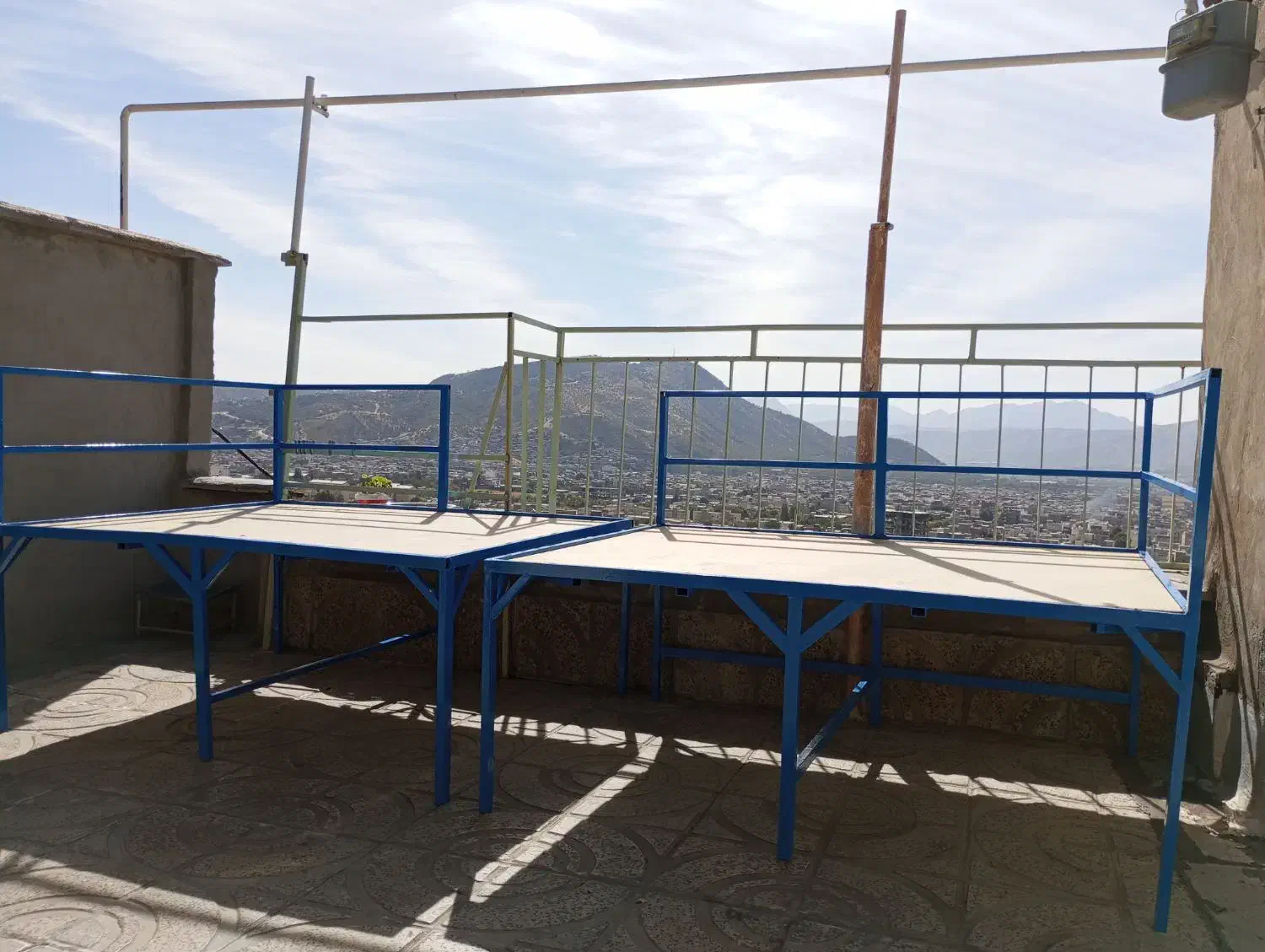 میزسنتی..آهنی|میز و صندلی غذاخوری|مریوان, |دیوار