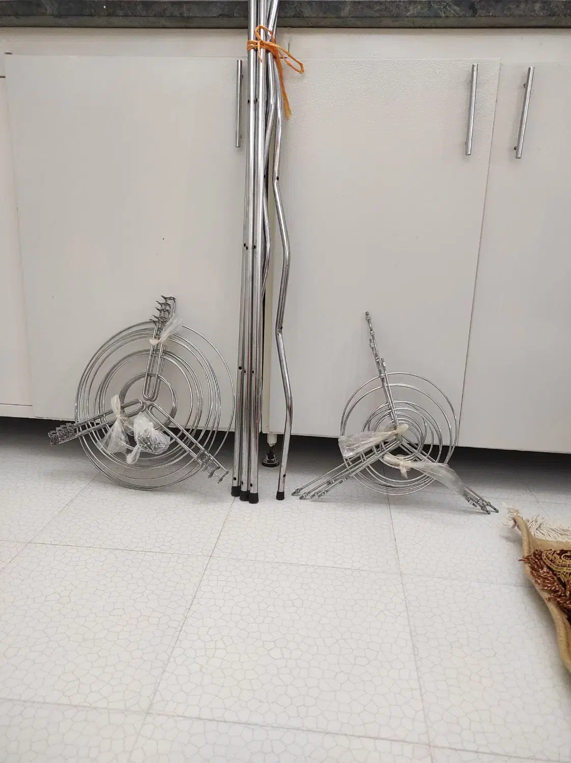 جا قابلمه|آبچکان و نظمدهنده ظروف|کوهدشت, |دیوار