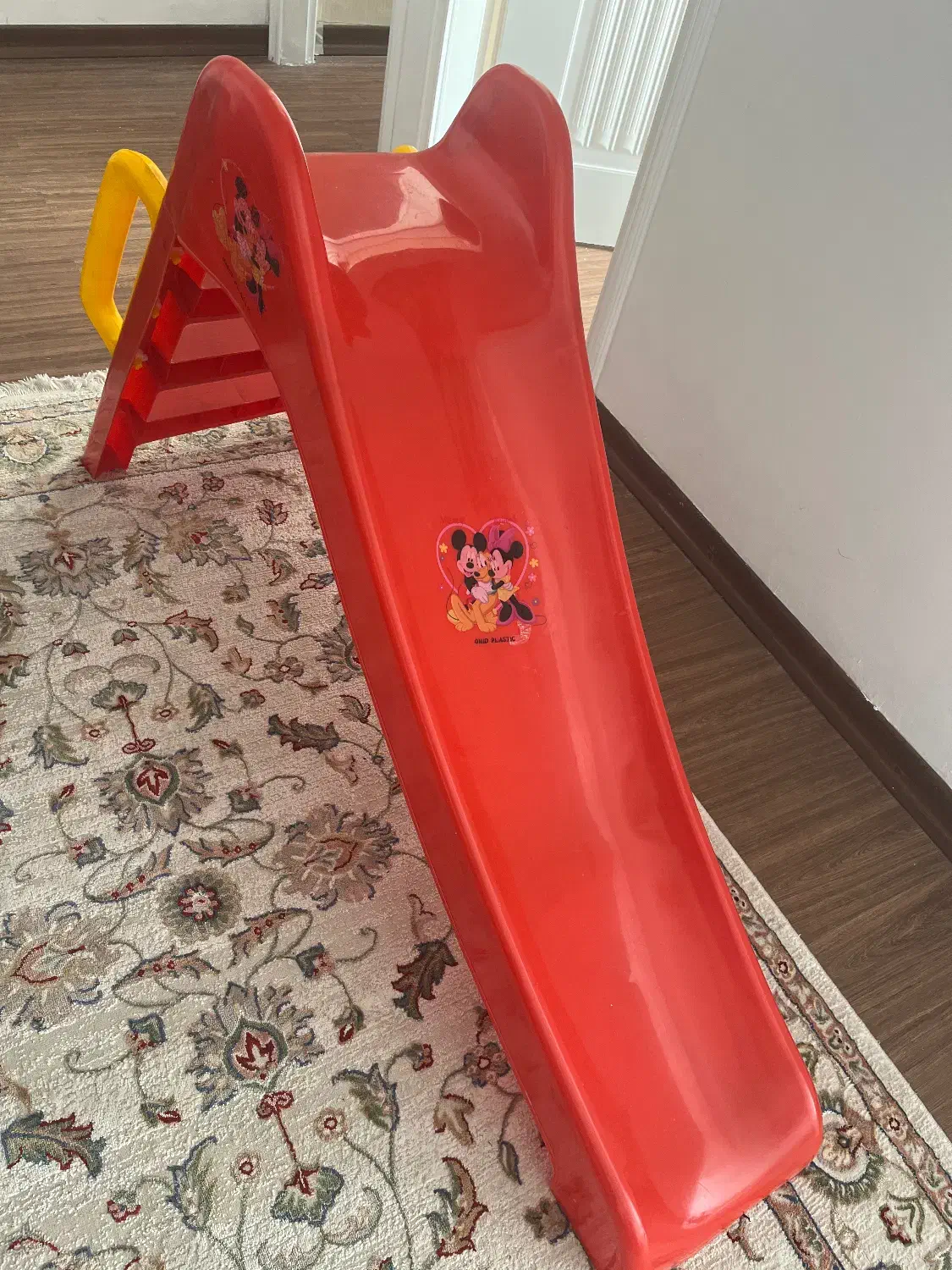 سرسره و راکر کودک|اسباب‌‌بازی|اندیشه, اندیشه فاز ۲|دیوار