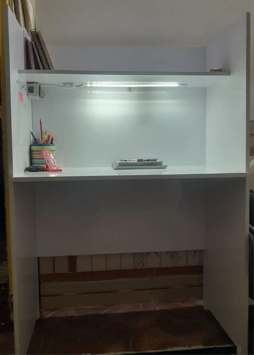 فروش میز تحریر|میز تحریر و کامپیوتر|زابل, |دیوار