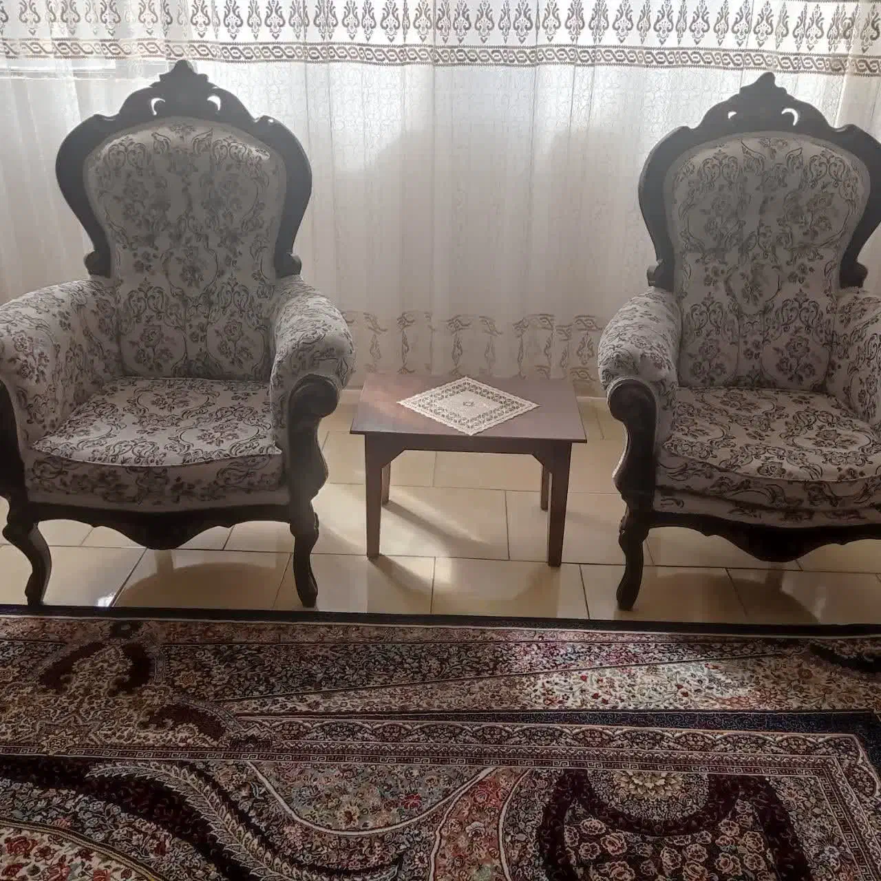 مبل سلطنتی|مبلمان خانگی و میز عسلی|تربت‌حیدریه, بالا ولایت|دیوار