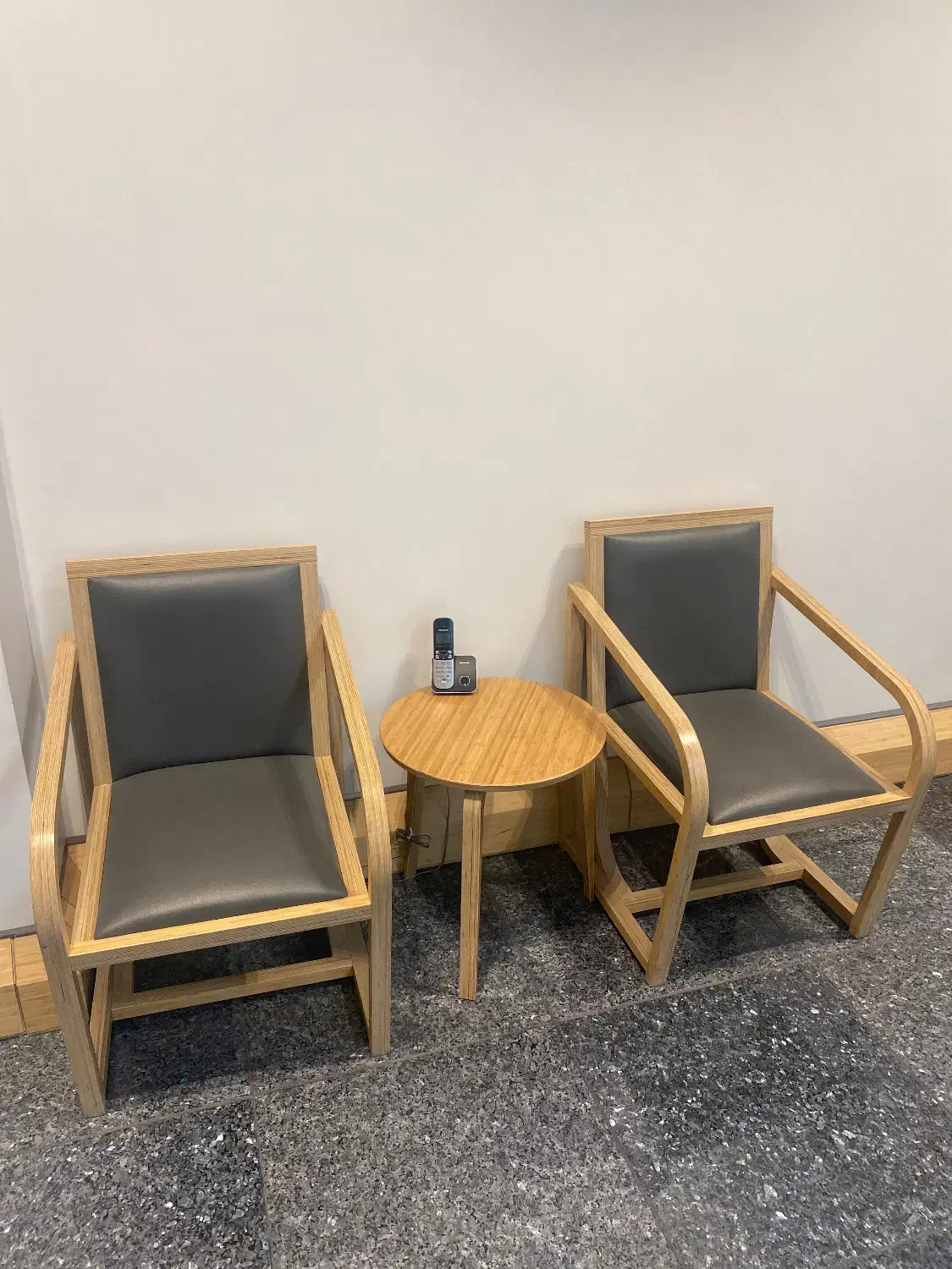 استخدام نیروی خدماتی|استخدام سرایداری و نظافت|تهران, امانیه|دیوار