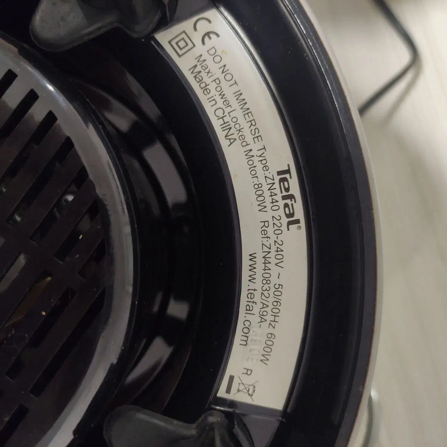 آبمیوه گیری Tefal   پرقدرت ۶۰۰ وات مدل ZN440|آبمیوه‌گیر و آب‌مرکبات‌گیر|تهران, کوی بیمه|دیوار