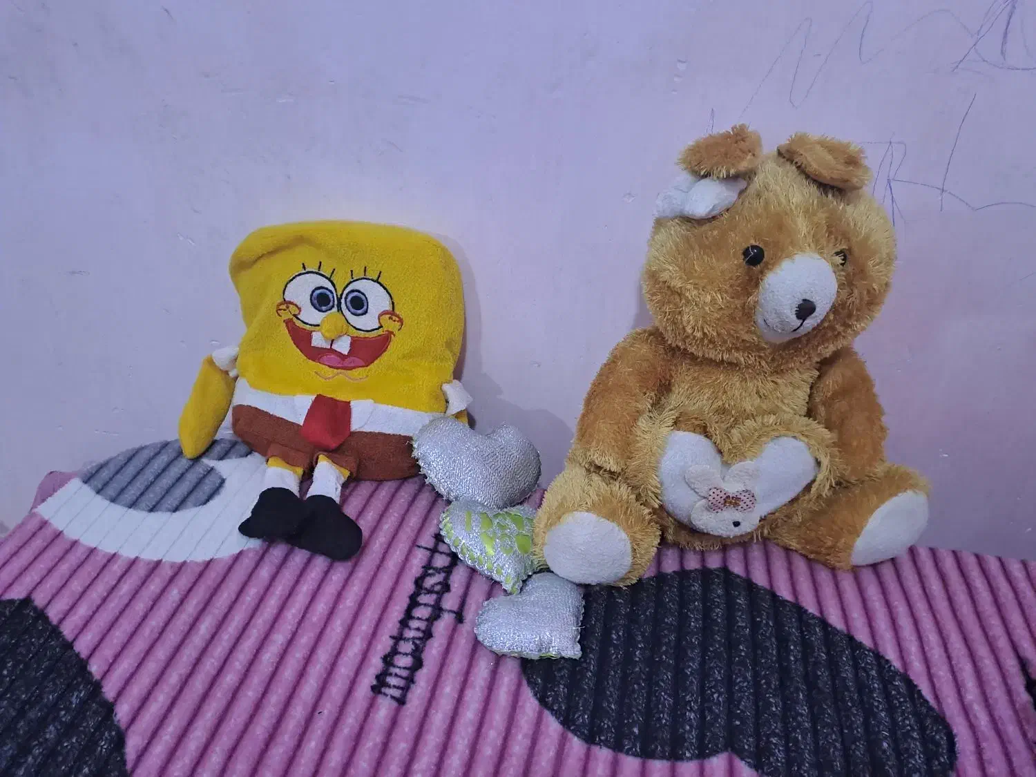 عروسک|اسباببازی بچه|رشت, معلولین|دیوار