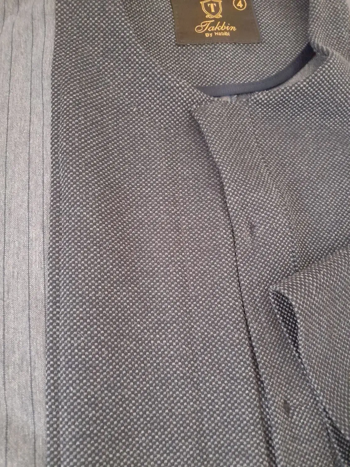 مانتو زمستانی در حد نو|لباس|تهران, درختی|دیوار