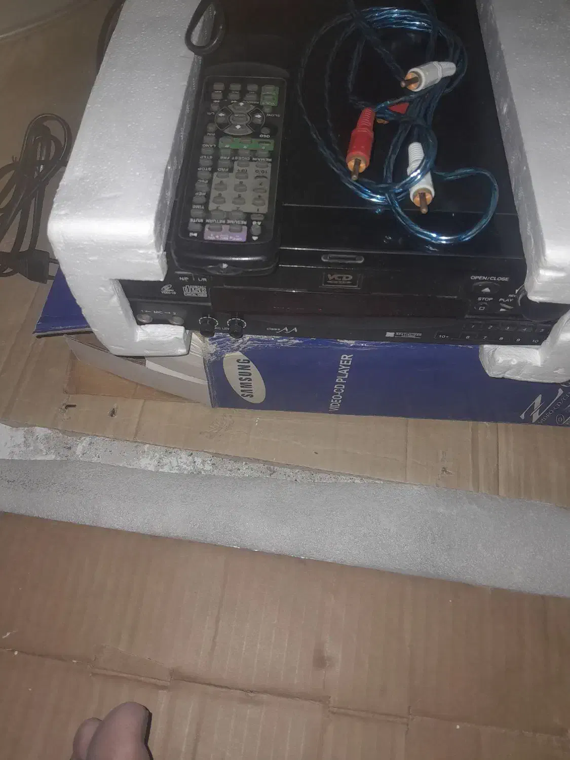 دستگاه سی دی تصویری|پخشکننده DVD و ویدیو|یزد, |دیوار