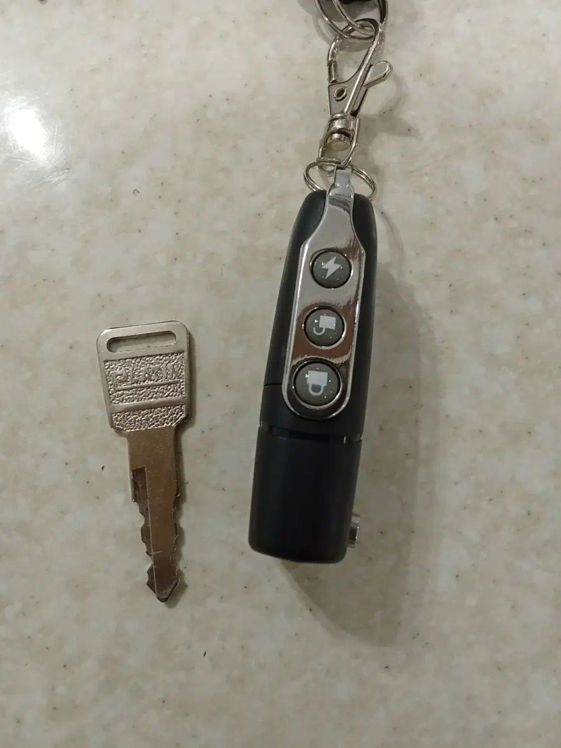 یک کلید موتور گم کردم|اشیا|اردکان, |دیوار