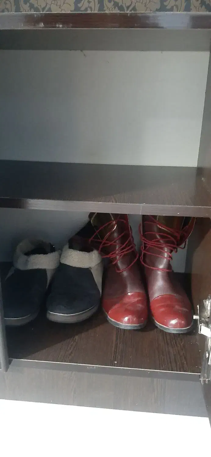 فروش یک سری لوازم منزل|جاکفشی، کمد، دراور|ساری, |دیوار