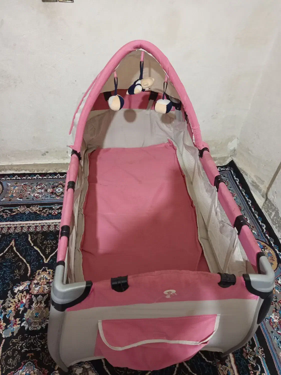 تخت پارک کودک|اسباب و اثاث بچه|یاسوج, |دیوار