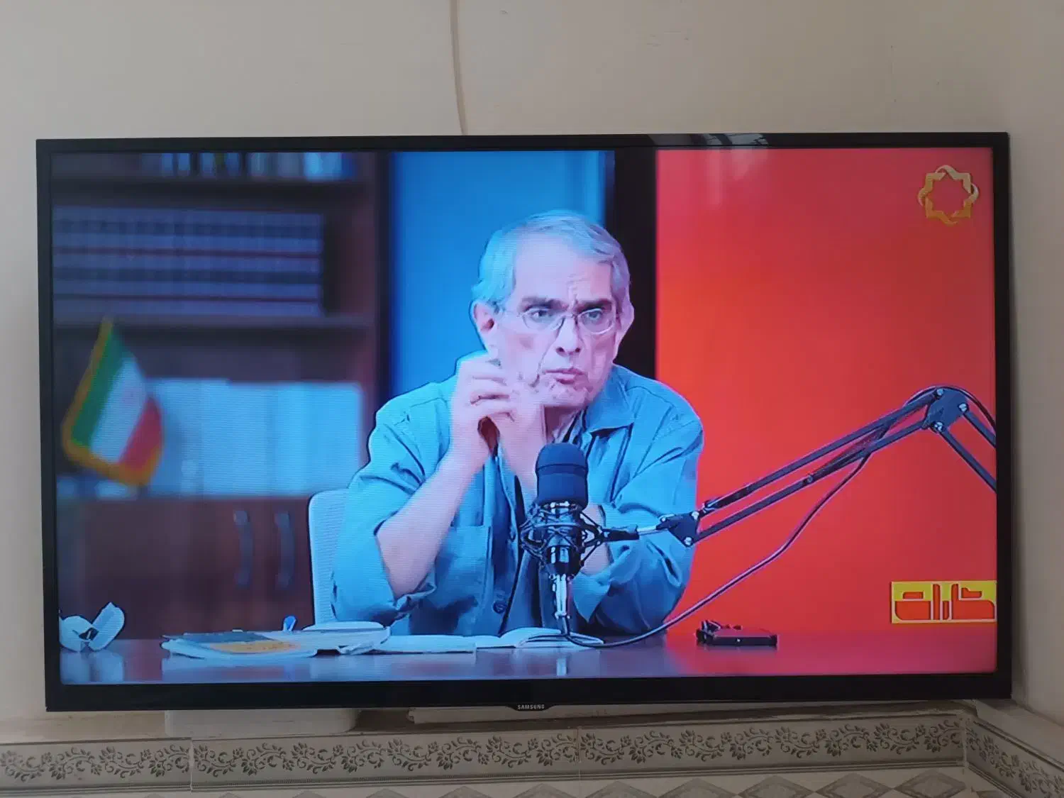 تلویزیون سامسونگ اسمارت40اینچ اصلی تصویرفوقالعاده|تلویزیون و پروژکتور|قرچک, داوود آباد|دیوار