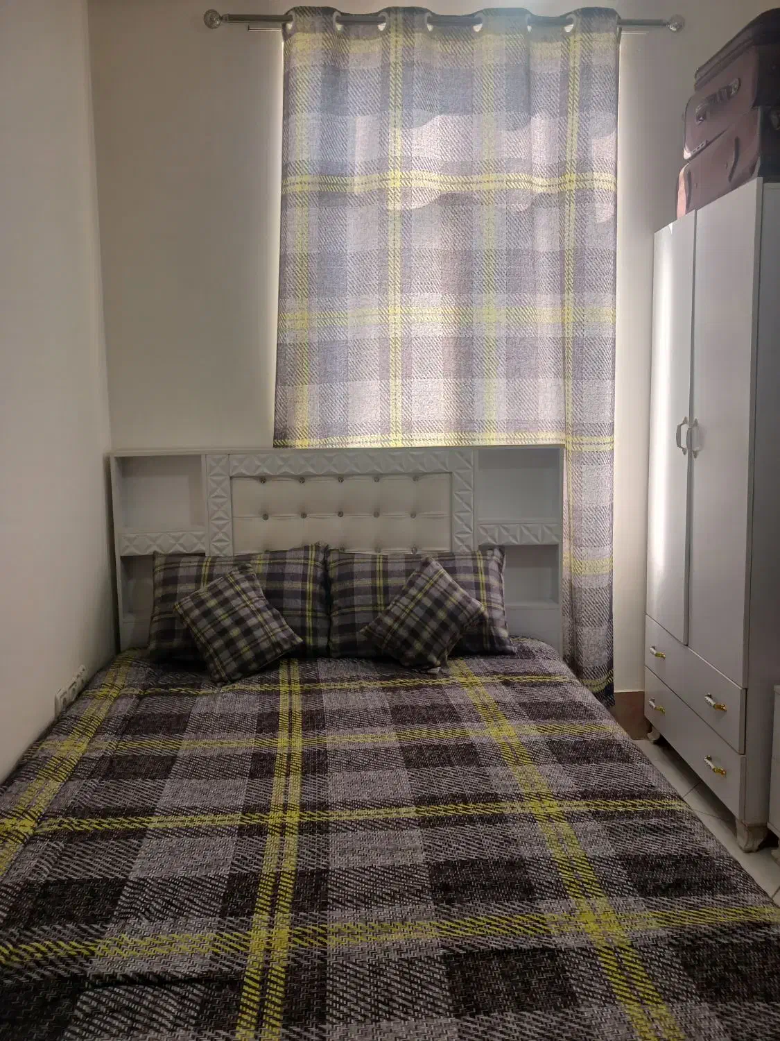 روتختی و پرده سالم فقط ۶ ماه خریداری شده|سرویس روتختی|ورامین, ورامین|دیوار