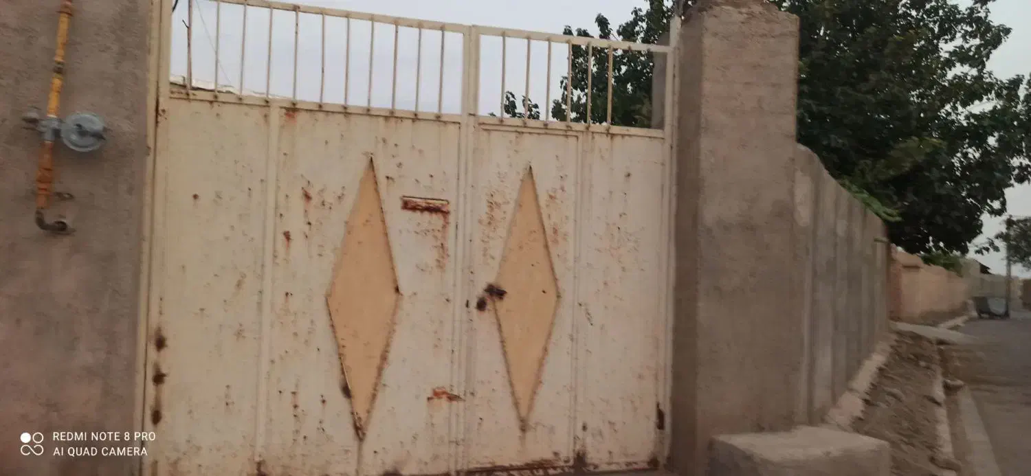 جوشکاری لوله کشی برق انجام میشود|خدمات پیشه و مهارت|آبیک, |دیوار