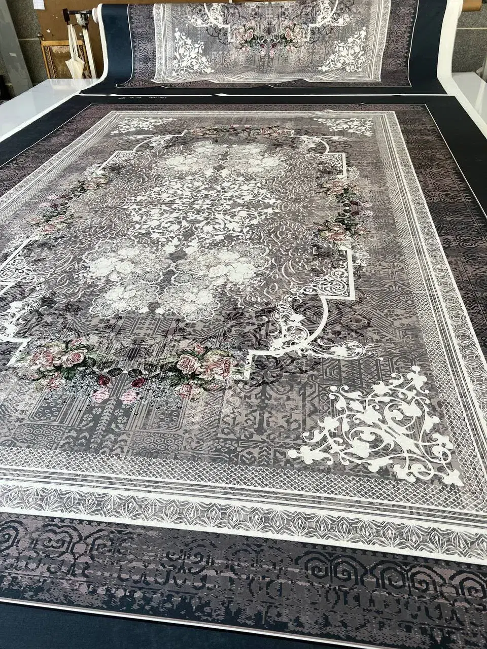 جدید روفرشی|روفرشی|رشت, سعدی (تختی)|دیوار