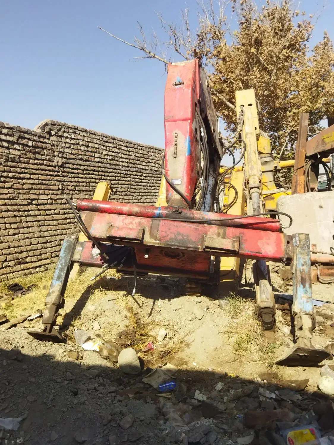 جرثقیل|ماشین‌آلات صنعتی|مشهد, رباط طرق|دیوار