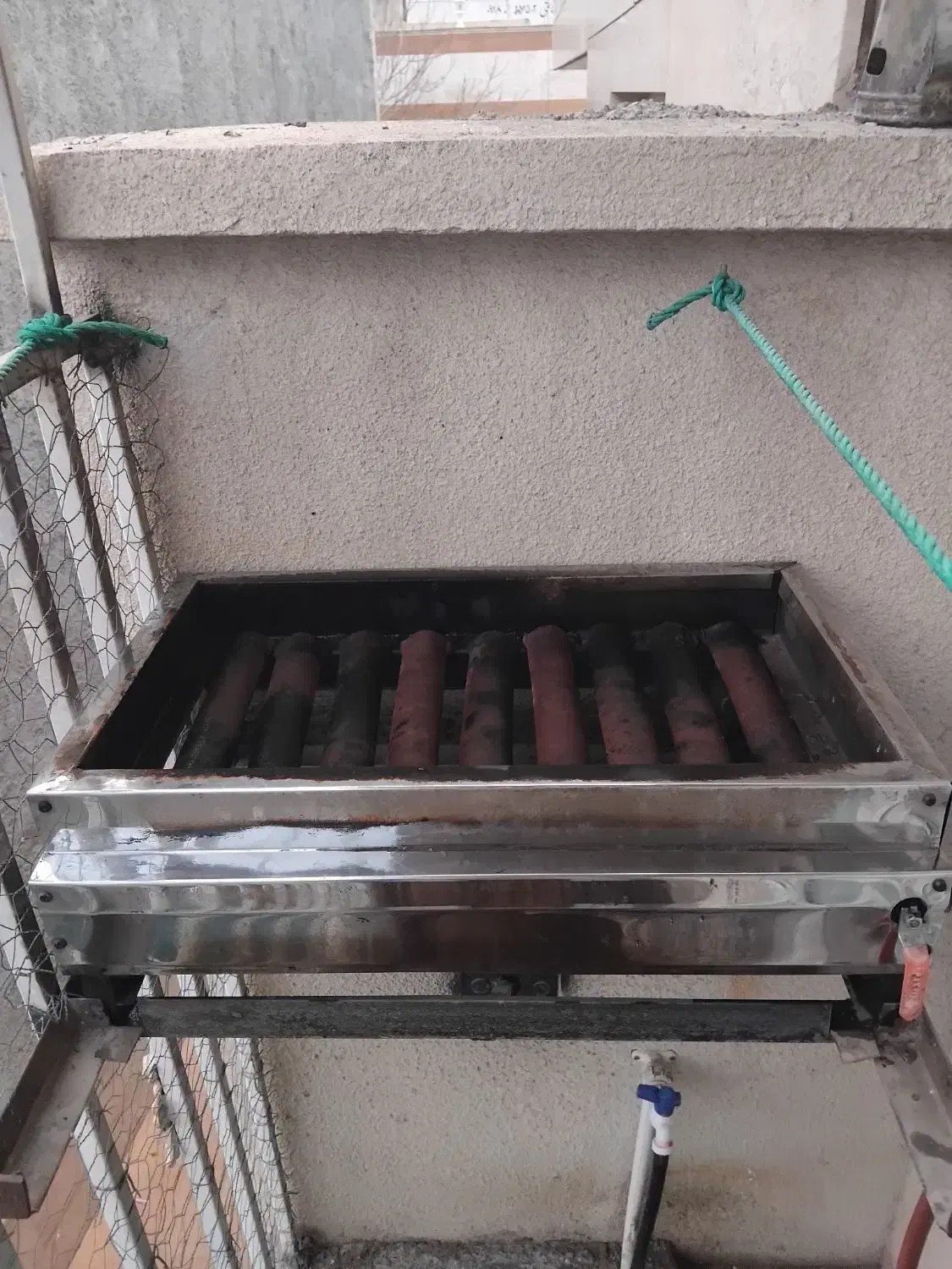 کباب پز گازی سالم|اجاق گاز و لوازم برقی پخت‌وپز|ایلام, |دیوار