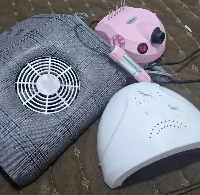 پک حرفهای سوهان برقی و یووی نائل مستر|آرایشی، بهداشتی، درمانی|فردیس, خیام شرقی|دیوار