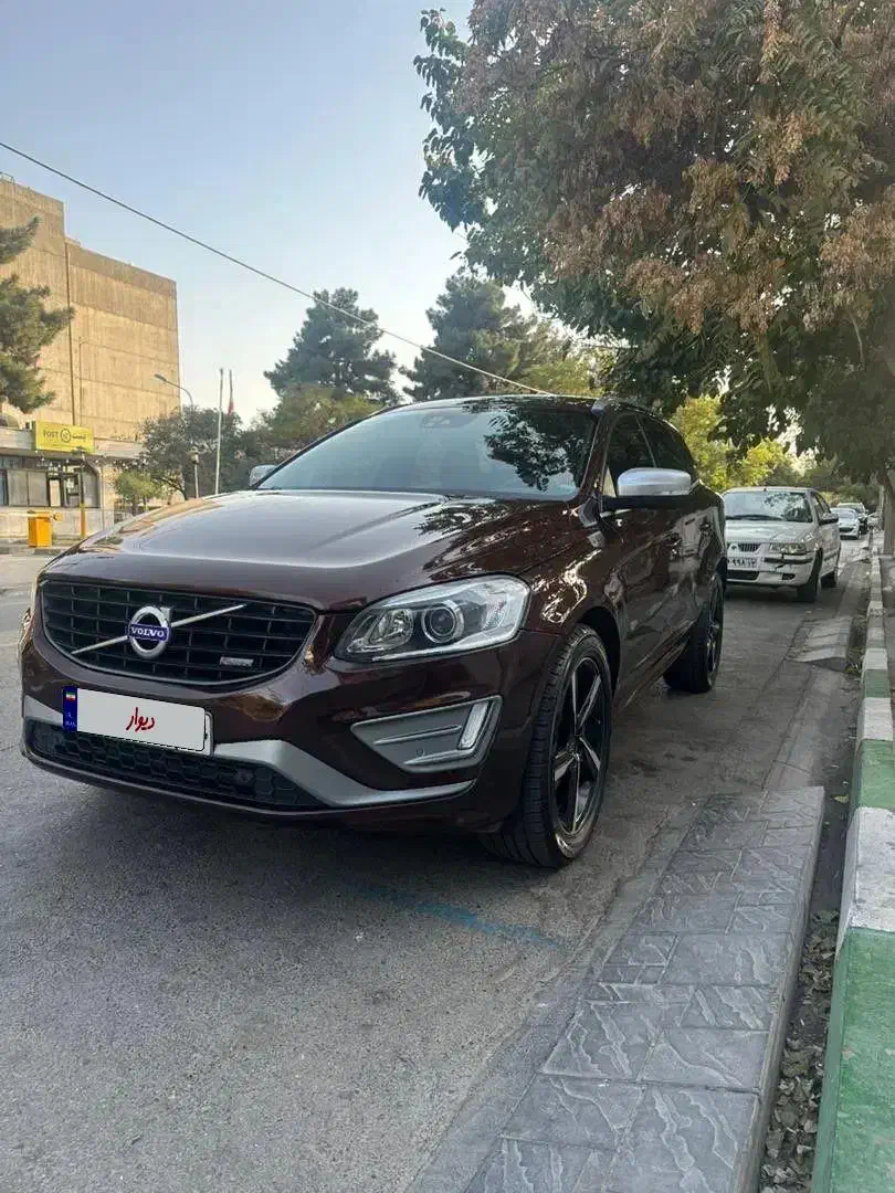 ولووxc60 ار دیزاین فول کامل|خودرو سواری و وانت|تهران, عباس‌آباد|دیوار