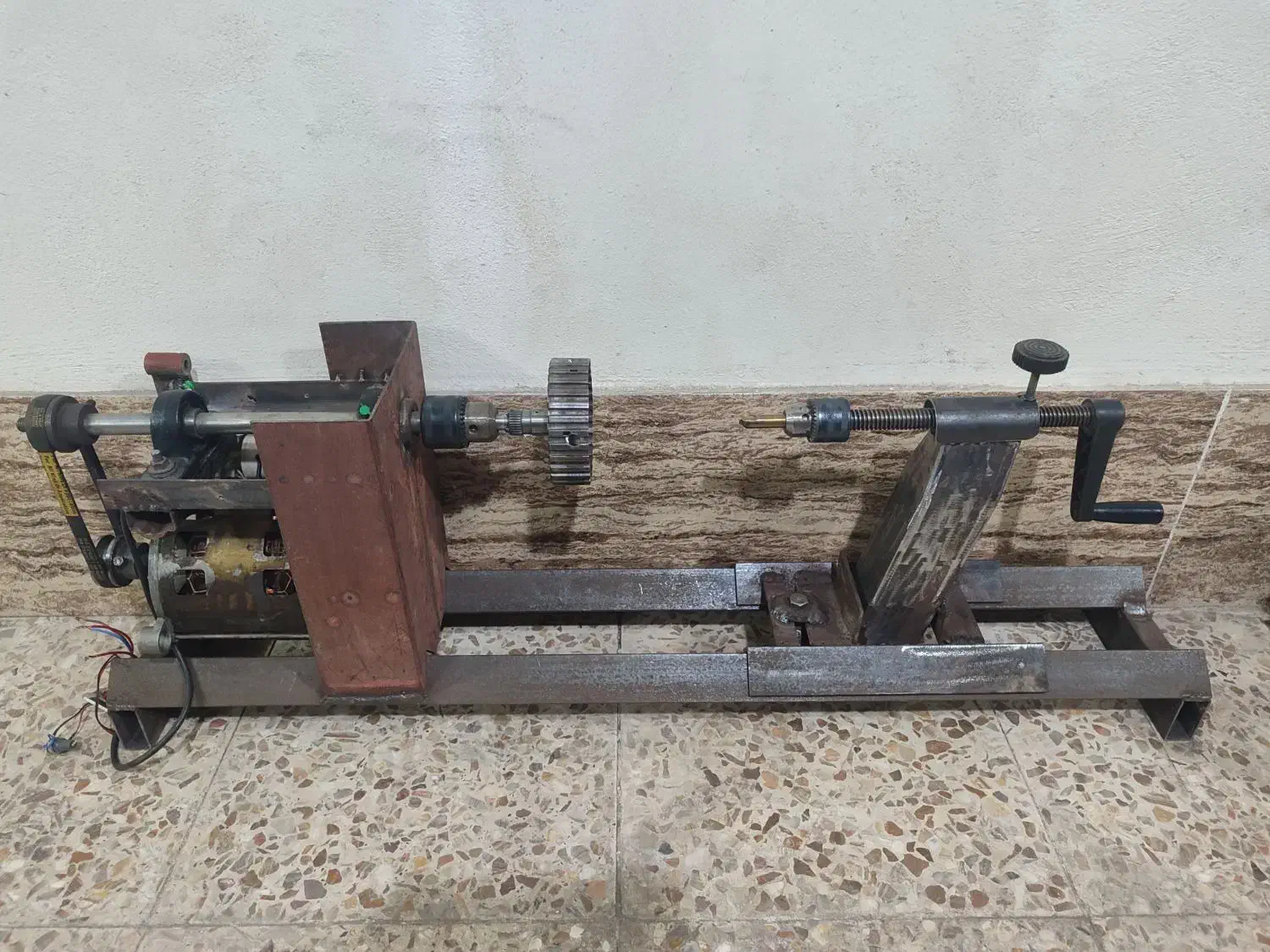 دستگاه خراطی|ابزارآلات|رشت, جانبازان|دیوار