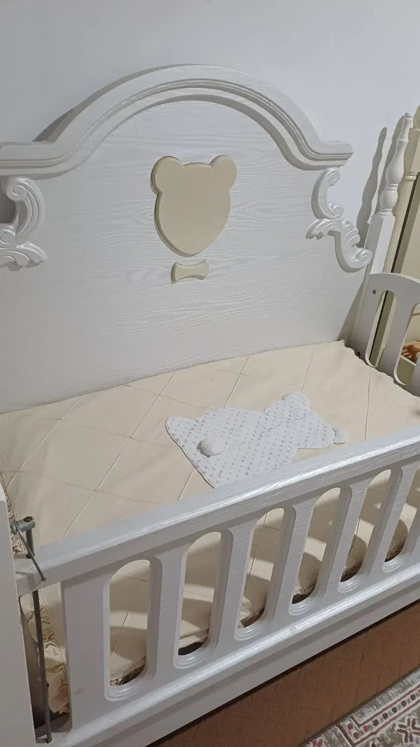 تخت کودک و نوجوان با تشک رویال در حد نو|تخت و سرویس خواب|گلستان (تهران), |دیوار