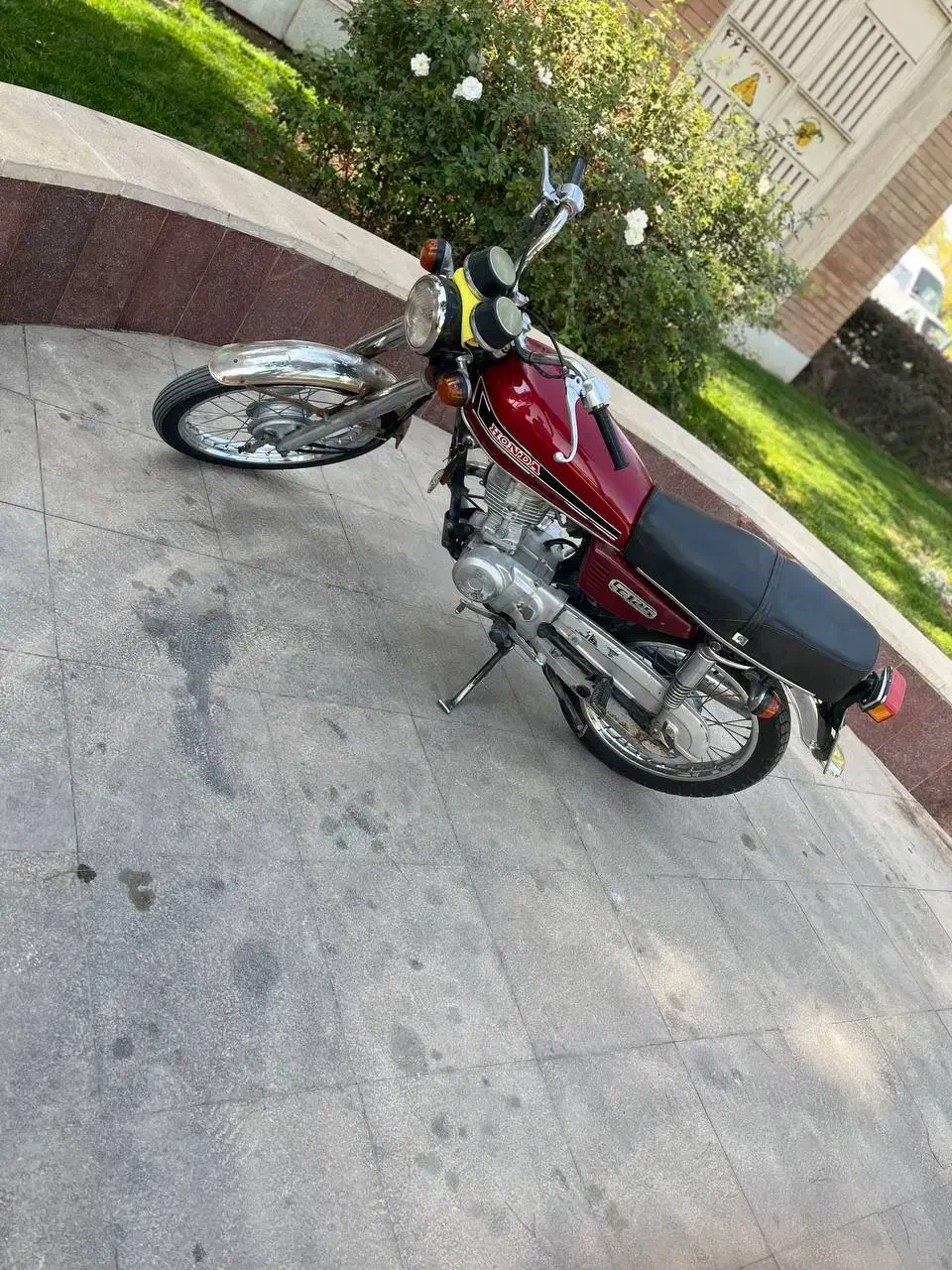 موتور مدل 82|موتورسیکلت|اصفهان, دهنو|دیوار