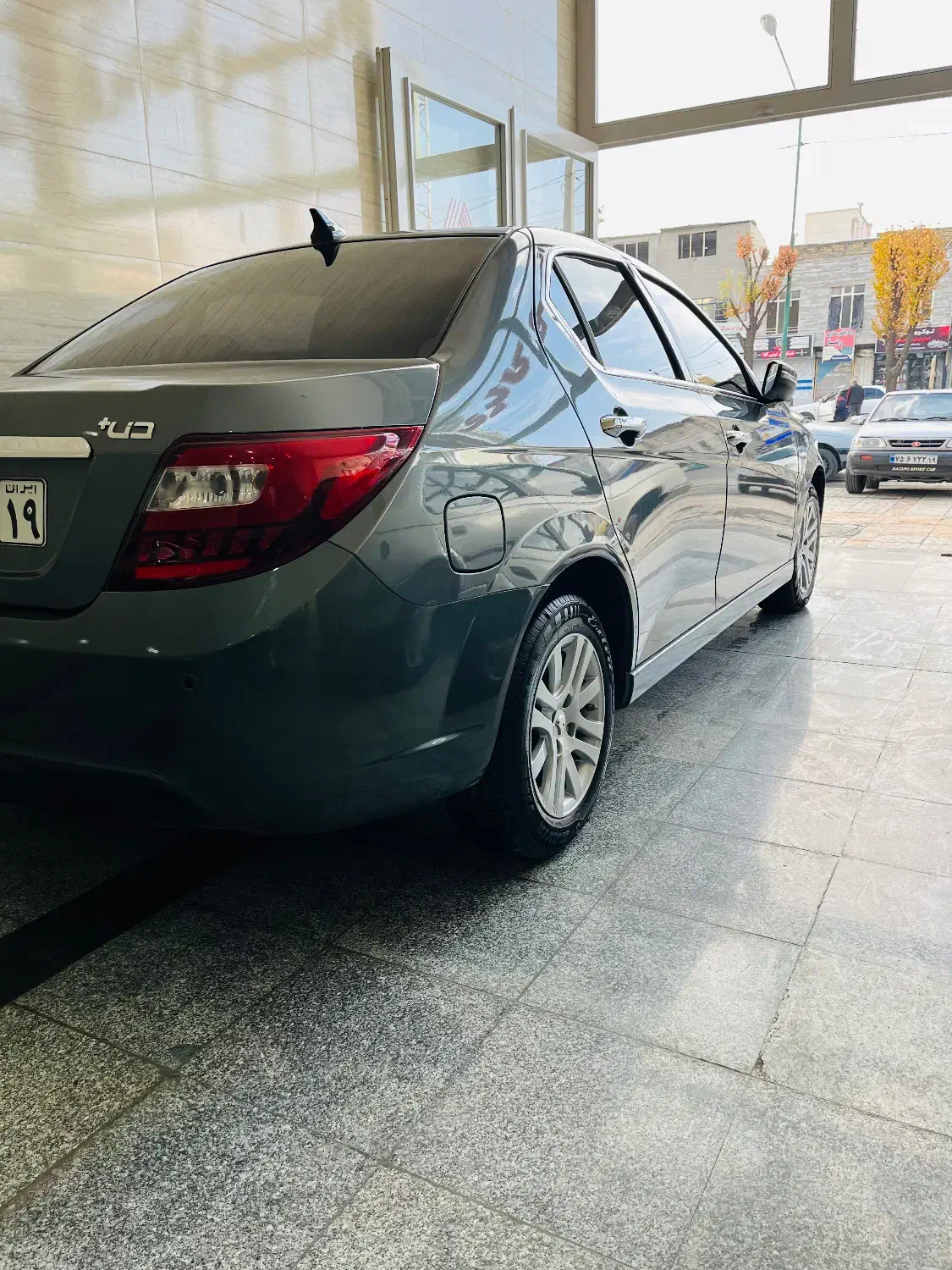 دنا پلاس|خودرو سواری و وانت|کرمانشاه, |دیوار