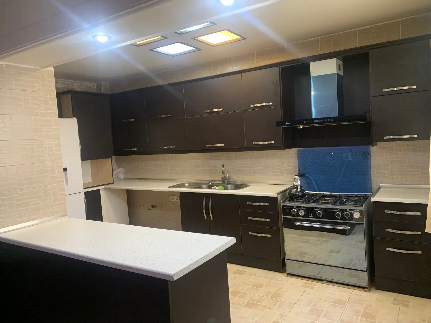 اجاره آپارتمان باغستان غربی