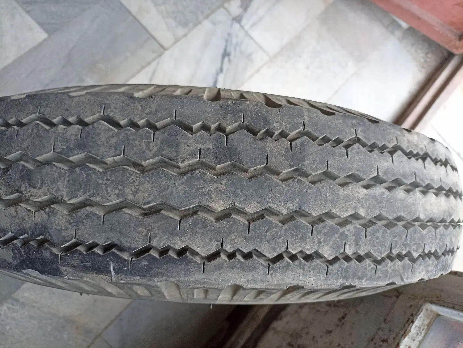 لاستیک مزدا|قطعات یدکی و لوازم جانبی|قروه, |دیوار