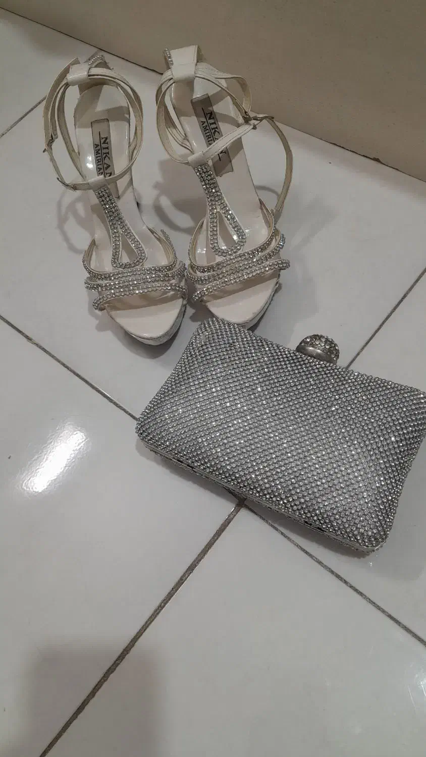 کیف و کفش مجلسی|کیف، کفش، کمربند|مشهد, خواجه ربیع|دیوار