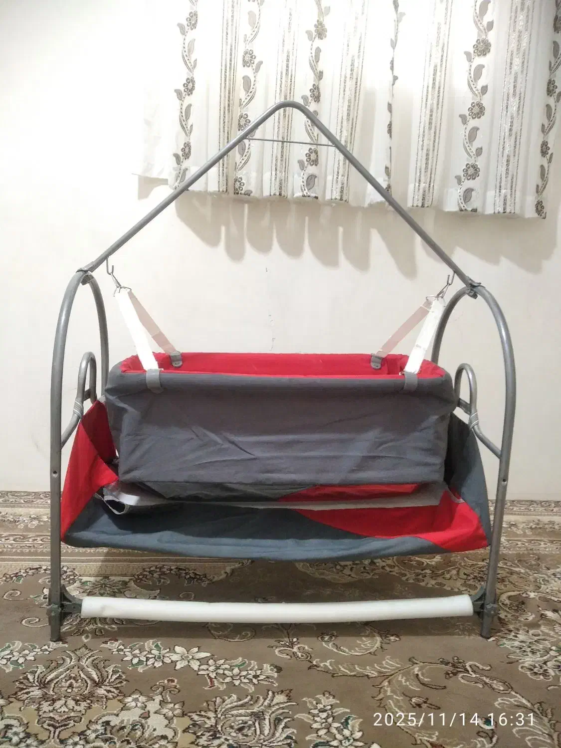 گهواره نوزاد|تخت و صندلی بچه|کامیاران, |دیوار