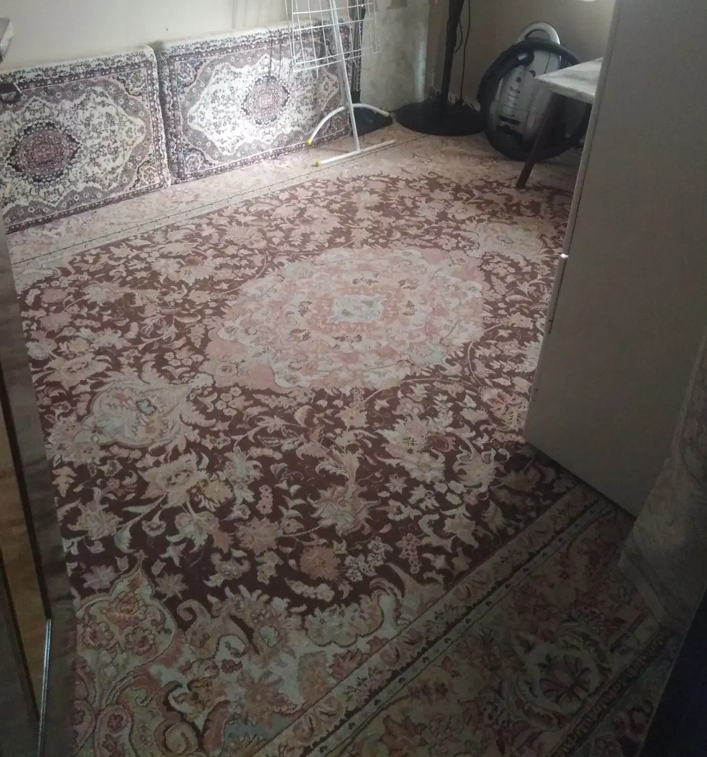 فرش  9 متری ابریشم|فرش|قم, قلعه کامکار|دیوار