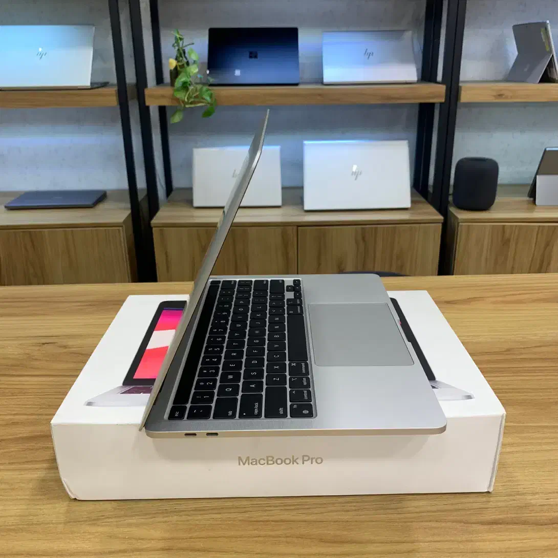 MacBook m2 Pro|رایانه همراه|تهران, فلسطین (میدان انقلاب)|دیوار
