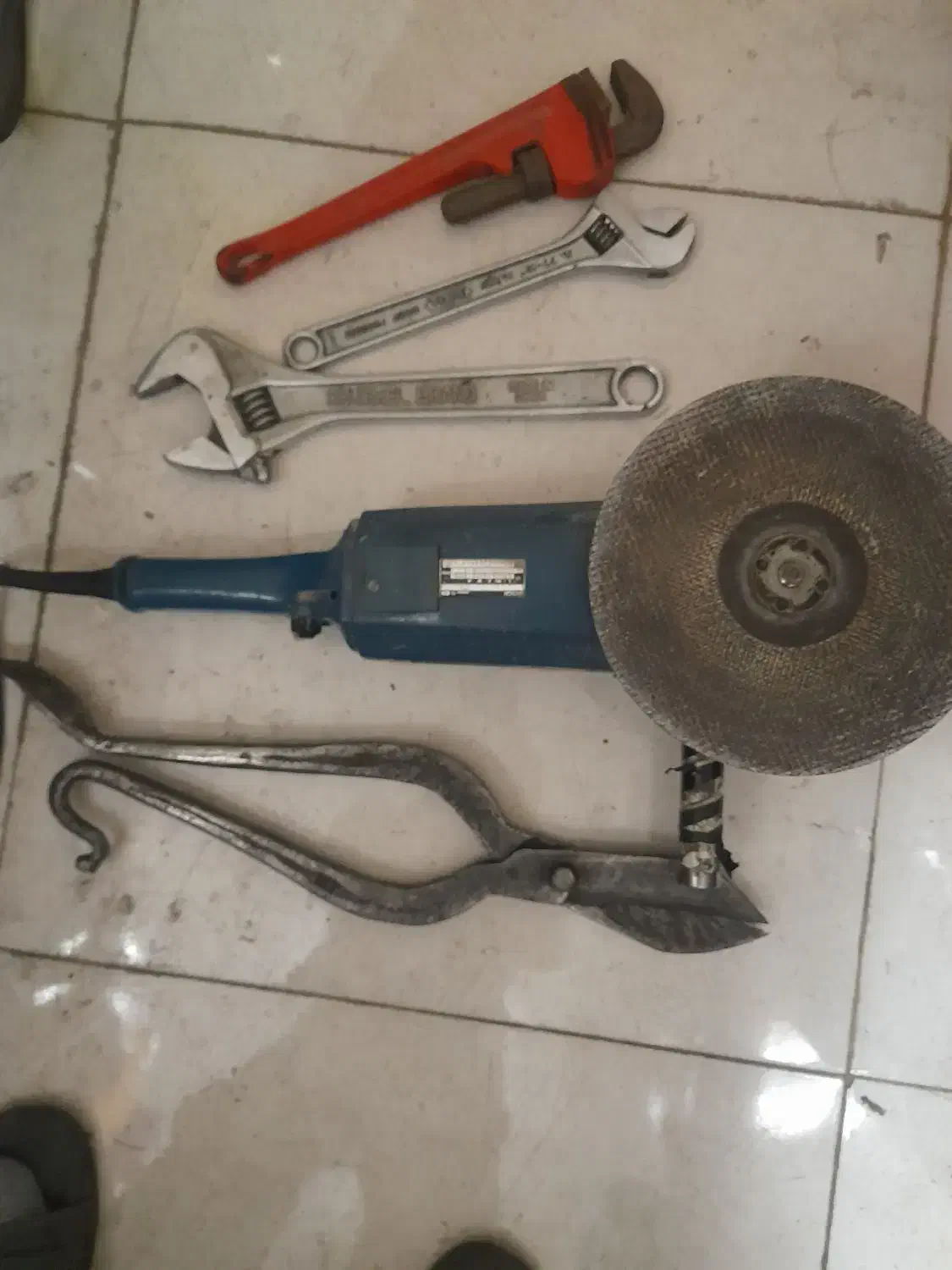 ابزار|ابزارآلات|تهران, پرستار|دیوار