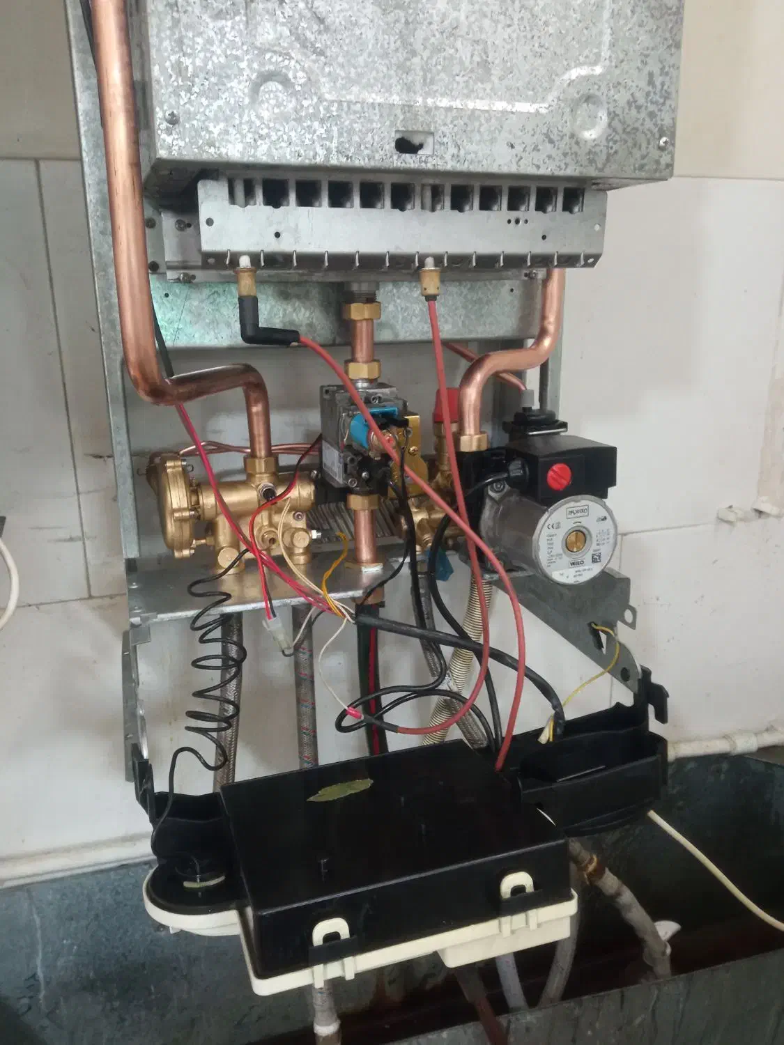 تعمیرات تخصصی پکیج و آبگرمکن|خدمات پیشه و مهارت|مشهد, سرافرازان|دیوار