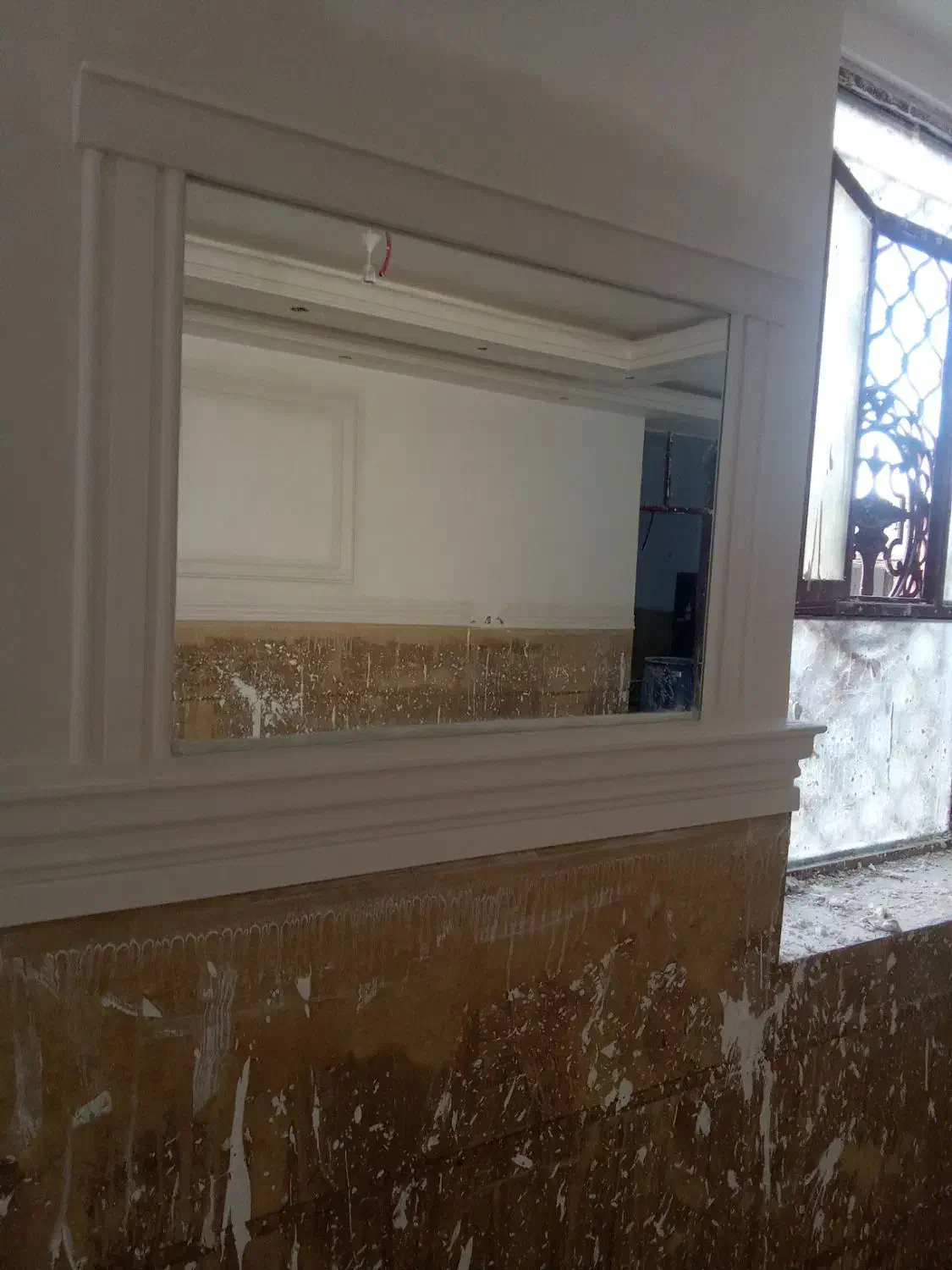 گچکاری و گچبری و لکه گیری ساختمان پذیرفته میشود|خدمات پیشه و مهارت|ایرانشهر, |دیوار