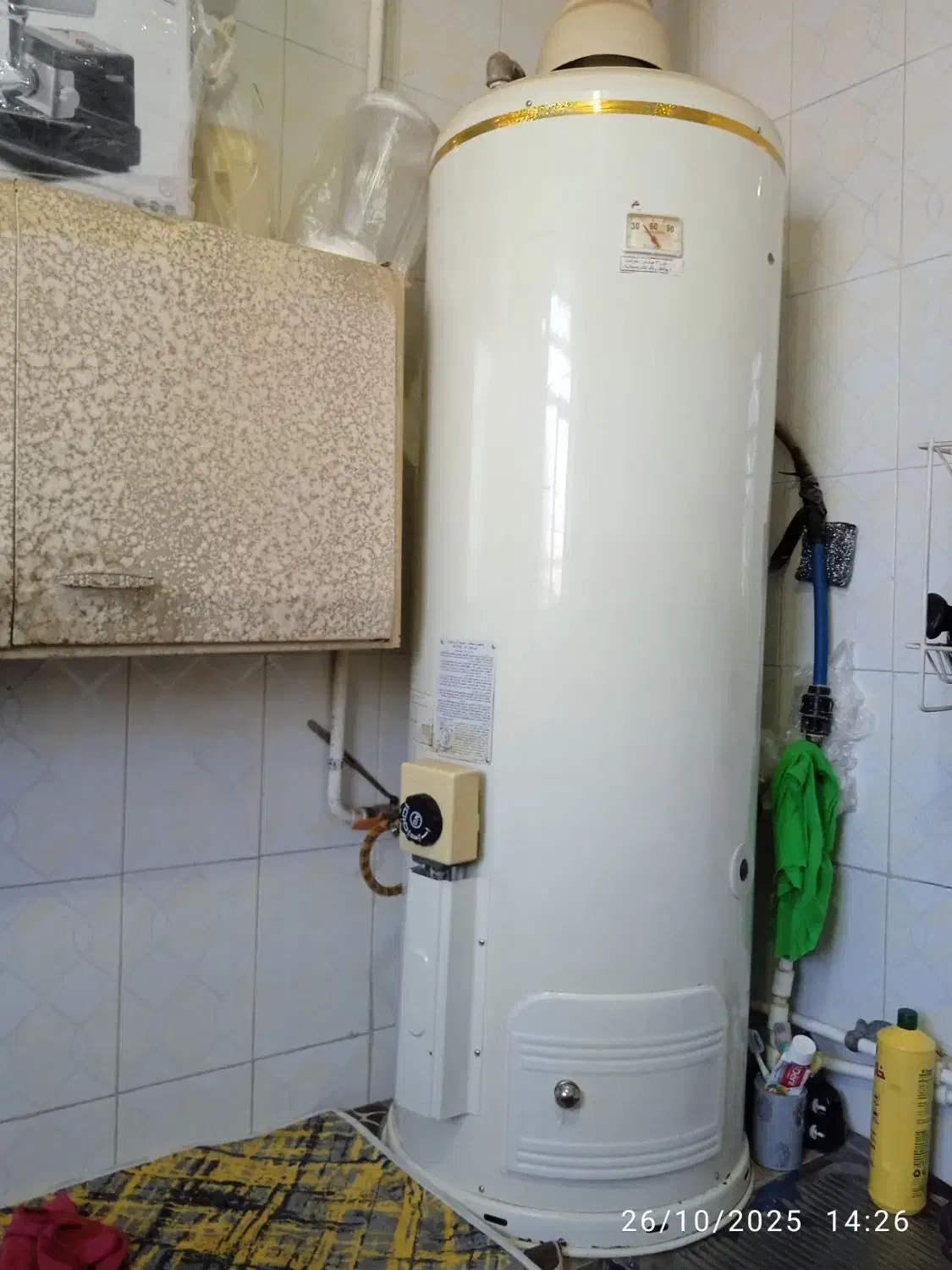 آبگرمکن  مخزنی بزرگ سالم در حد نو|آبگرمکن، پکیج، شوفاژ|عسگران, |دیوار