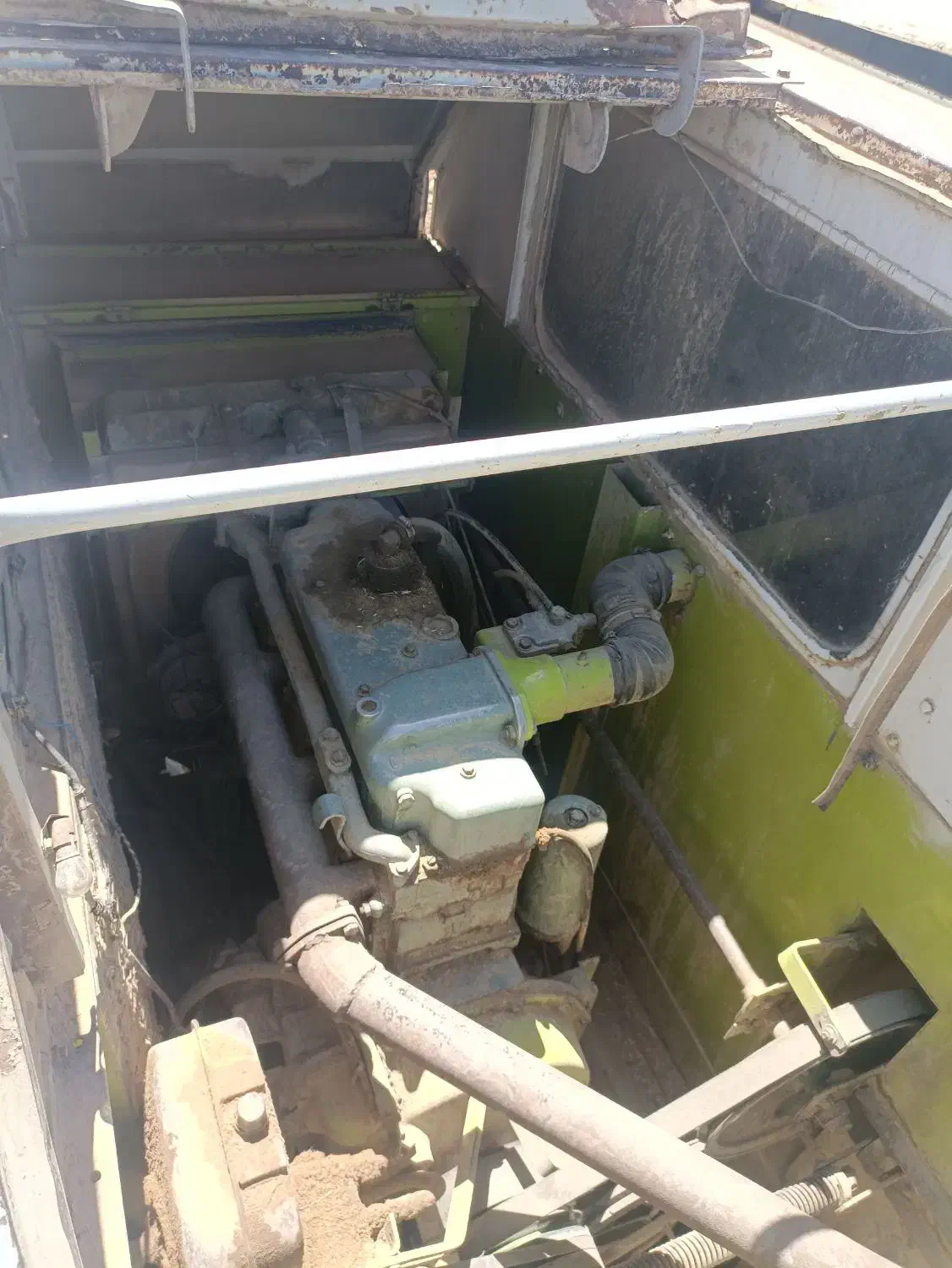 فروش کمباین و موتور ۹۱۱ آلمانی|خودرو سنگین|صدرا-فارس, فاز ۲|دیوار