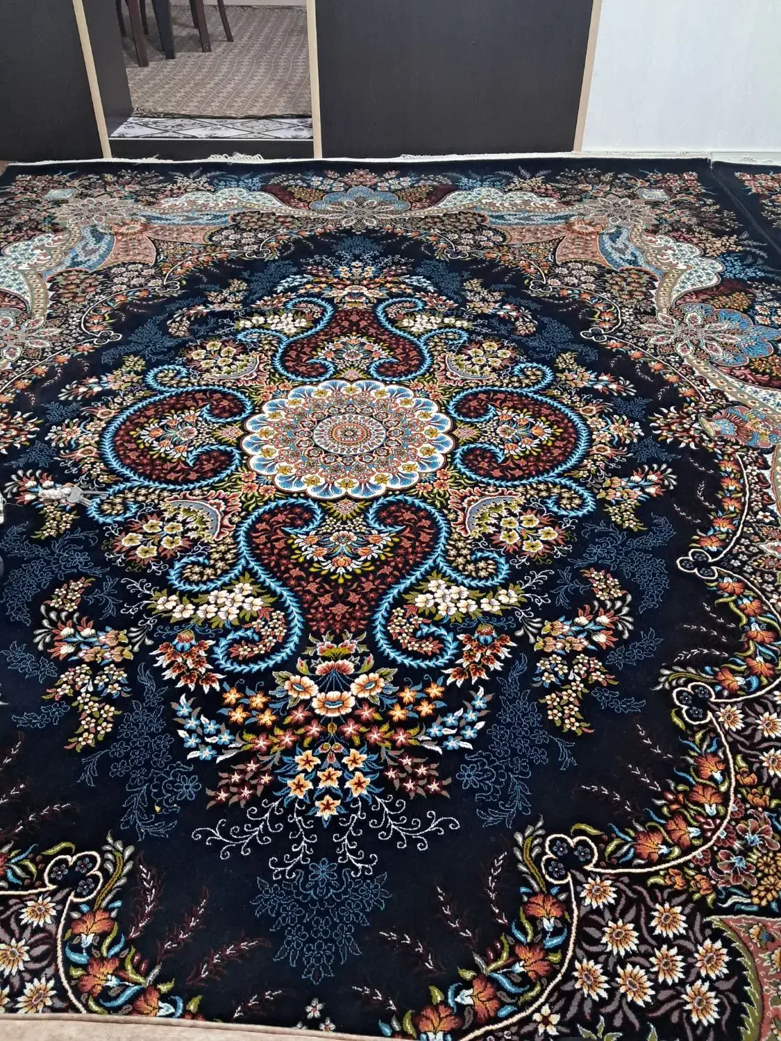 دو عدد فرش 12 متری 700 شانه کاملا سالم|فرش|همدان, |دیوار