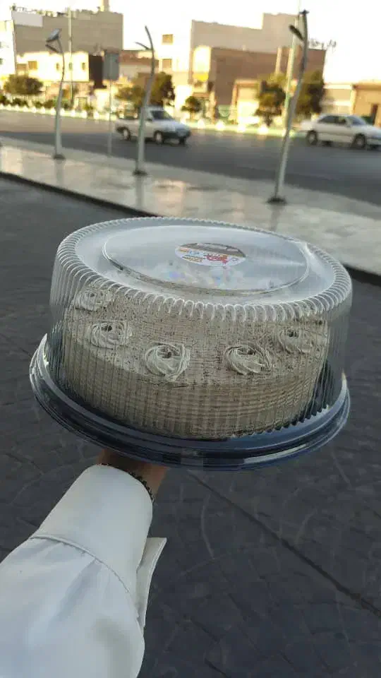 نیروی کار خانوم برای کیک کافه ای|استخدام خدمات فروشگاه و رستوران|یزد, |دیوار