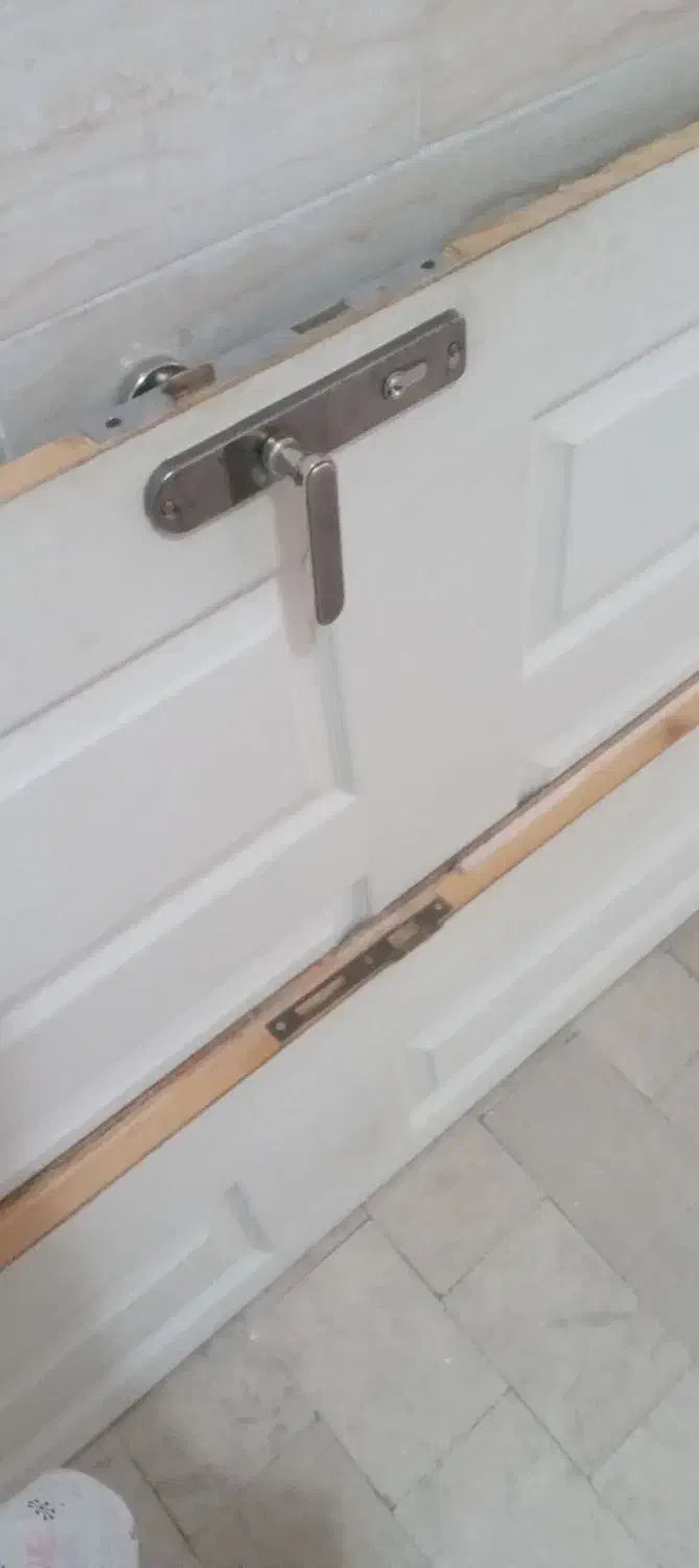 درب چوبی|مصالح و تجهیزات ساختمان|سمنان, |دیوار