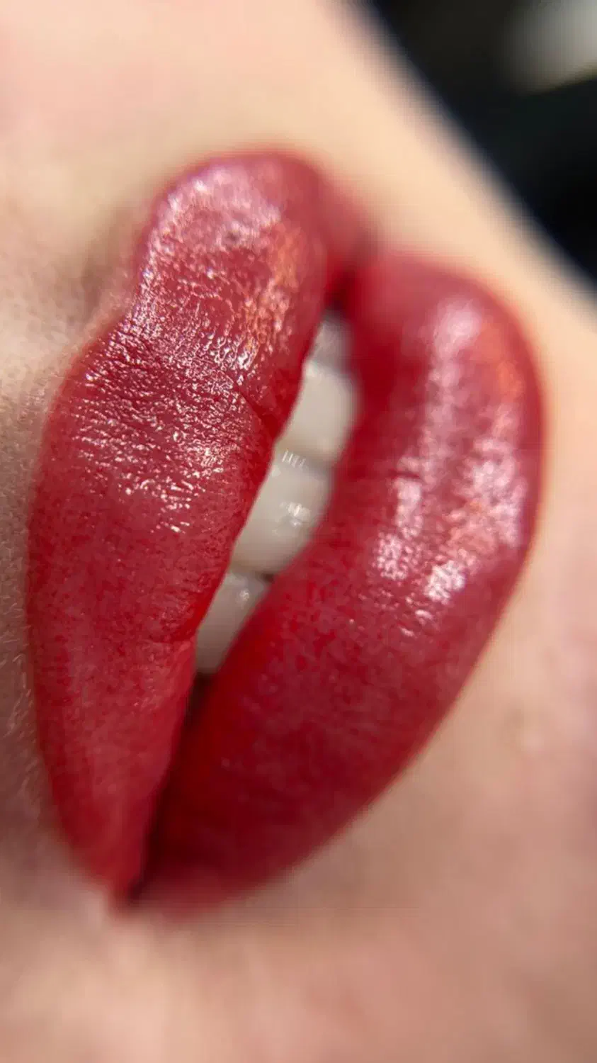 سالن زیبایی یونا افر ویژه یلدایی|خدمات آرایشگری و زیبایی|اندیشه, اندیشه فاز ۱|دیوار