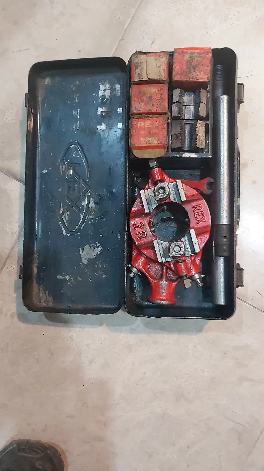 حدیده جغجغه ای ژاپنی|ابزارآلات|اصفهان, قلعه طبره|دیوار