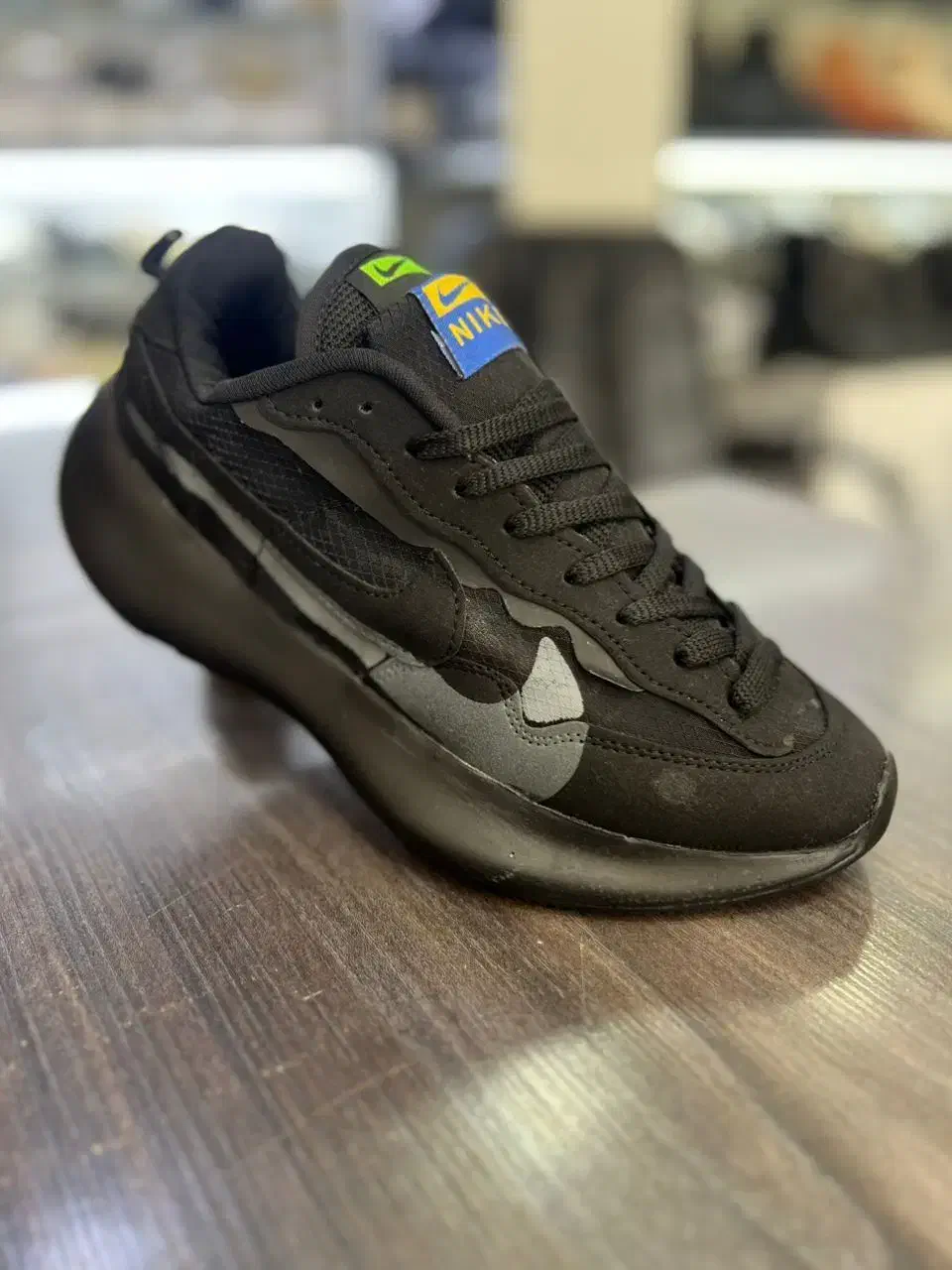 مردانه دو نایک عمده|لباس|مشهد, مصلی (کارمندان اول)|دیوار