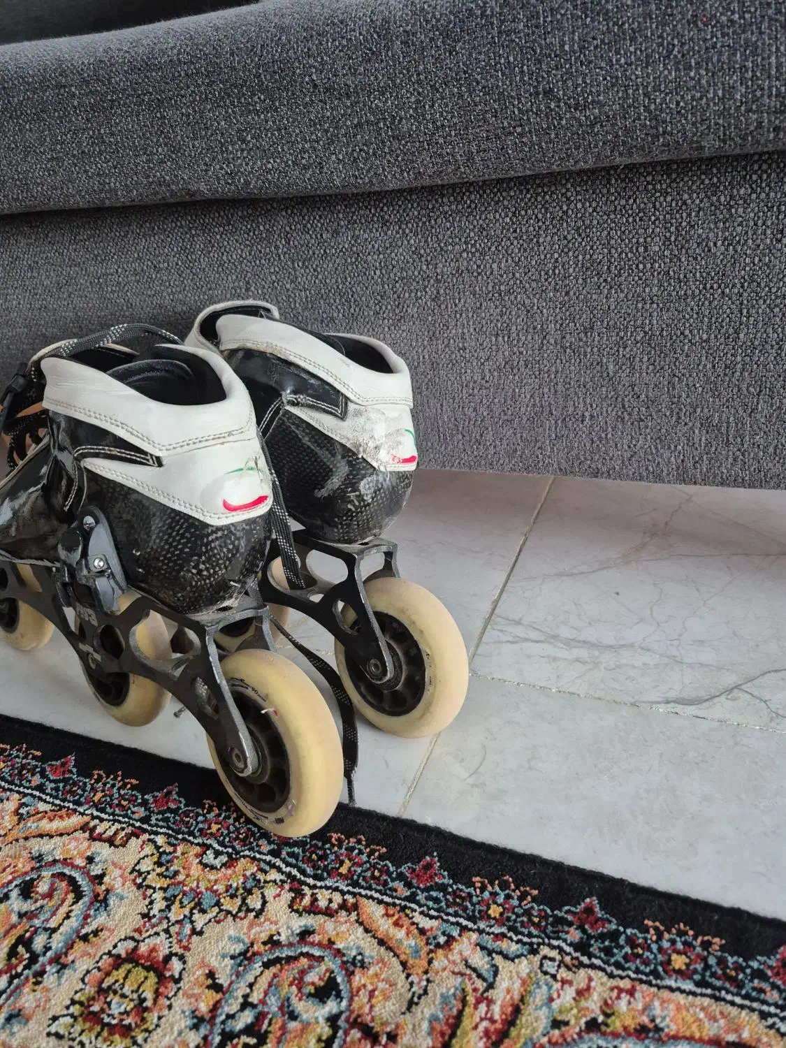 اسکیت سرعت|دوچرخه، اسکیت، اسکوتر|هشتگرد, هشتگرد قدیم|دیوار