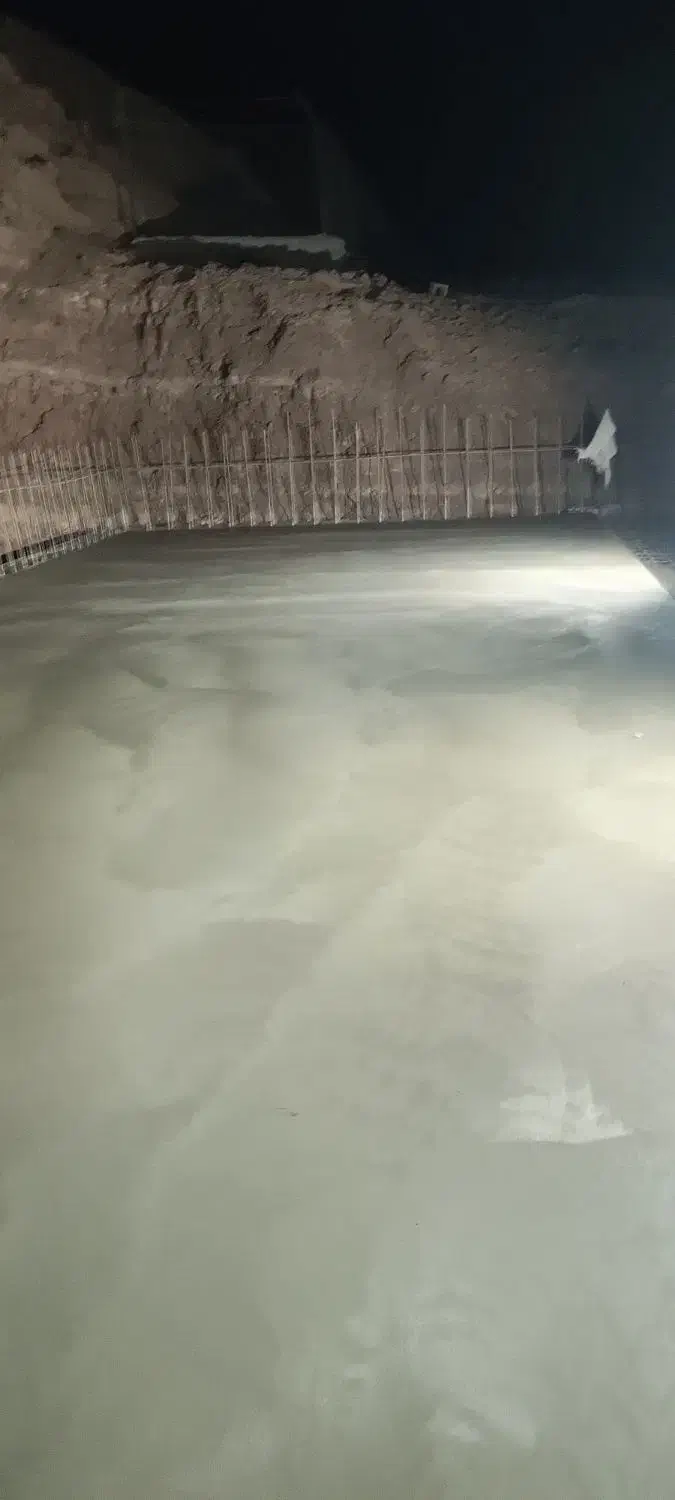 بتن ریزی خلاطه باماله پروانه|خدمات پیشه و مهارت|خمینی‌شهر, |دیوار