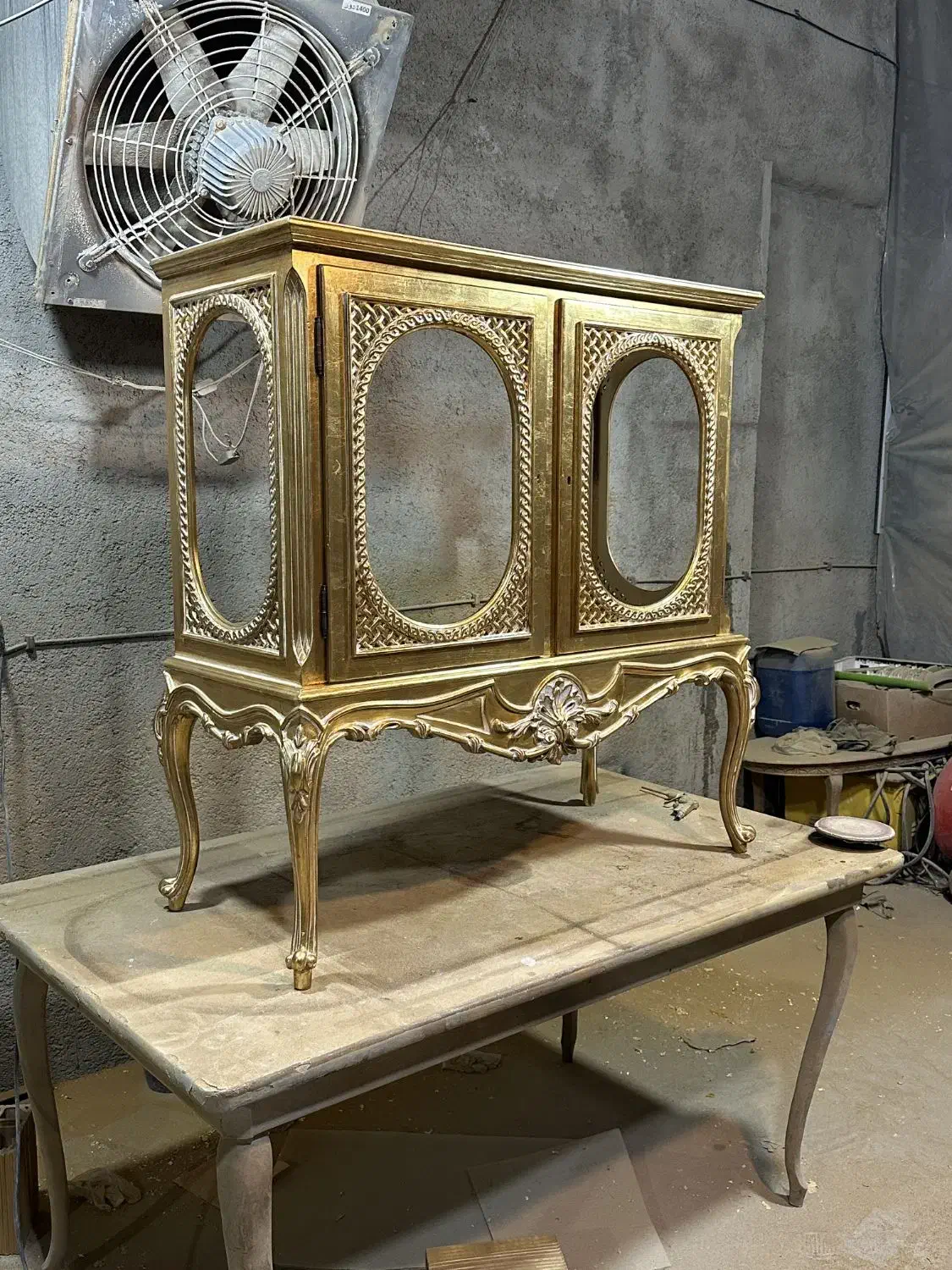 ویترین ورق طلا|بوفه، ویترین، کنسول|تهران, ونک|دیوار