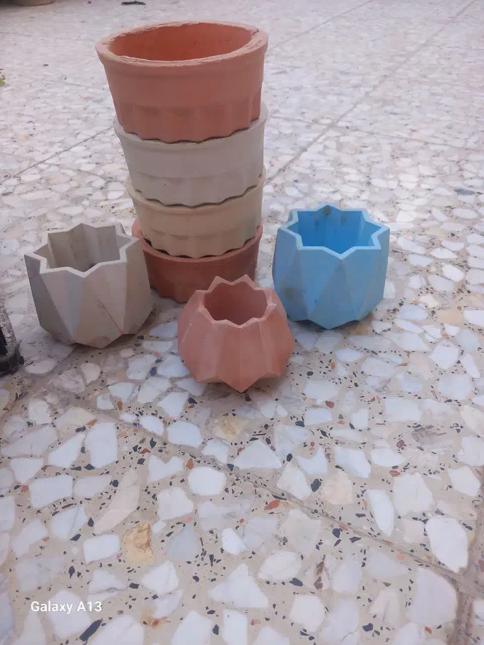 گلدان بتنی وقالب تولید|گل و گیاه طبیعی|پیر بکران, |دیوار